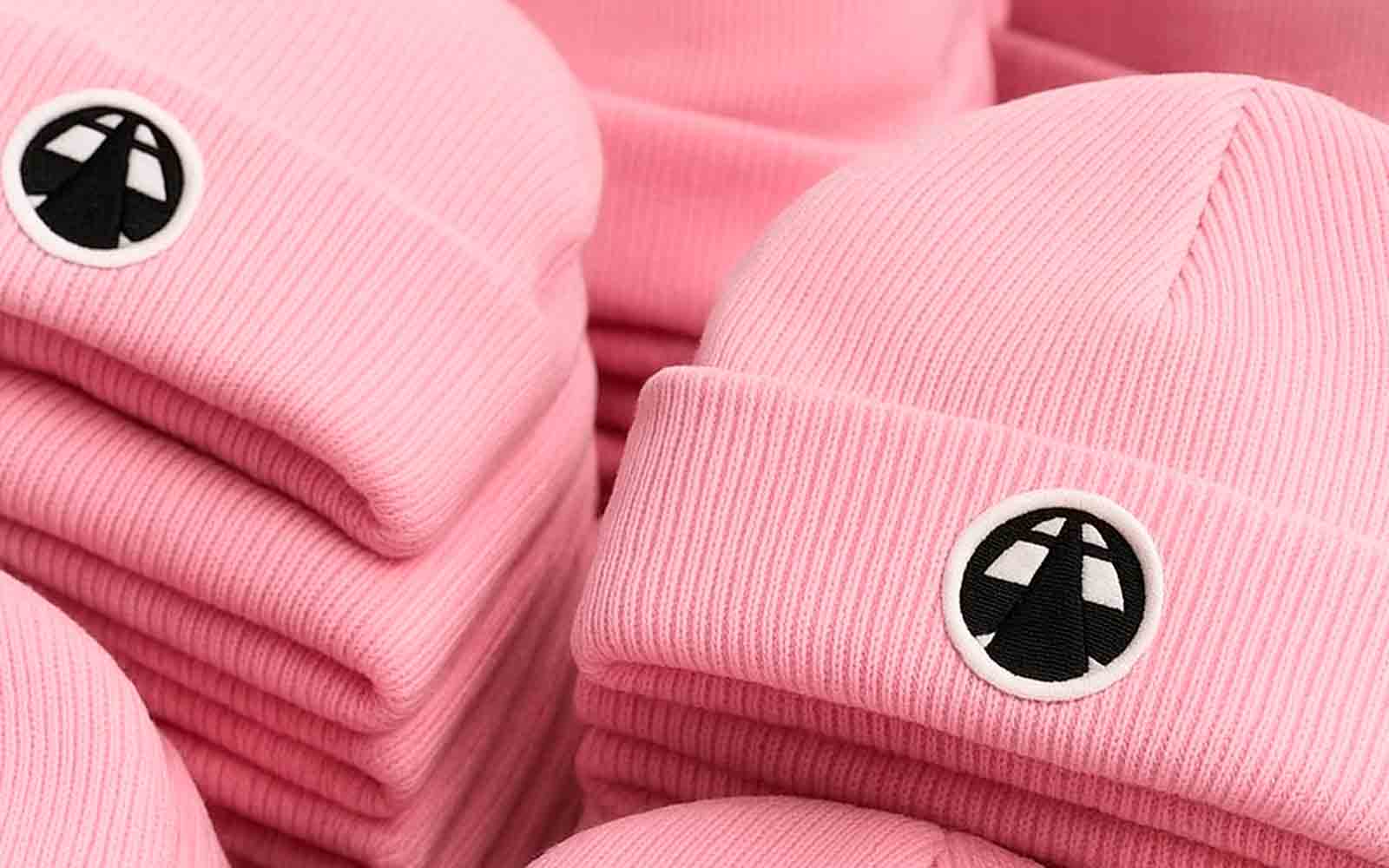 mutsen merchandise met logo