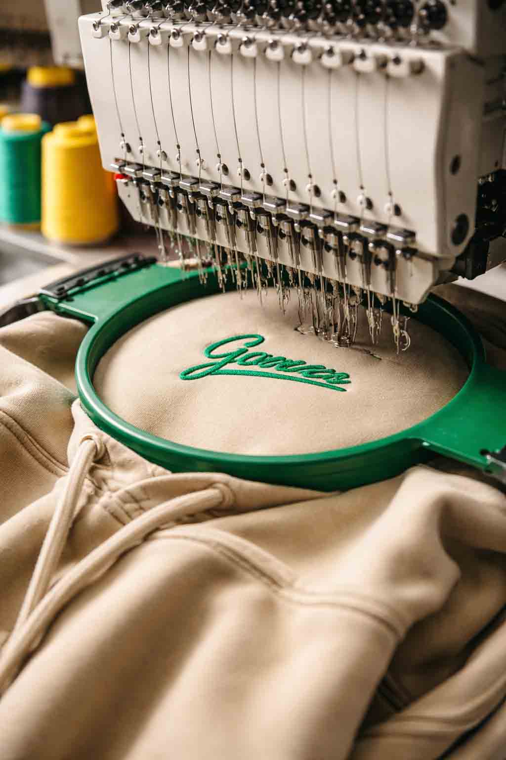 kosten kleding laten maken borduren